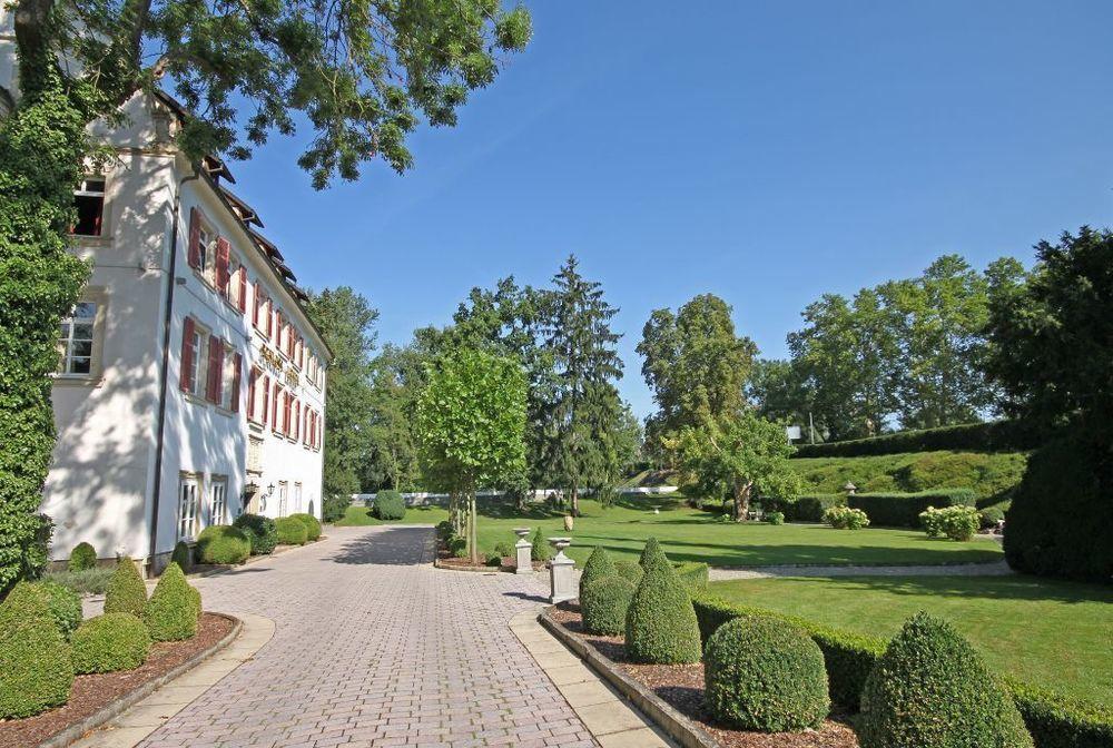 Hotel Schloss Lehen Бад-Фридрихсхалль Экстерьер фото
