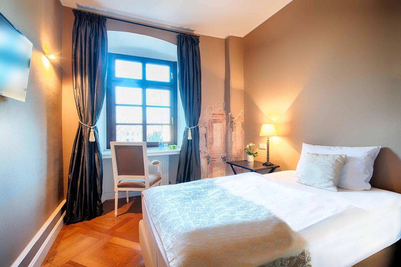 Hotel Schloss Lehen Бад-Фридрихсхалль Экстерьер фото